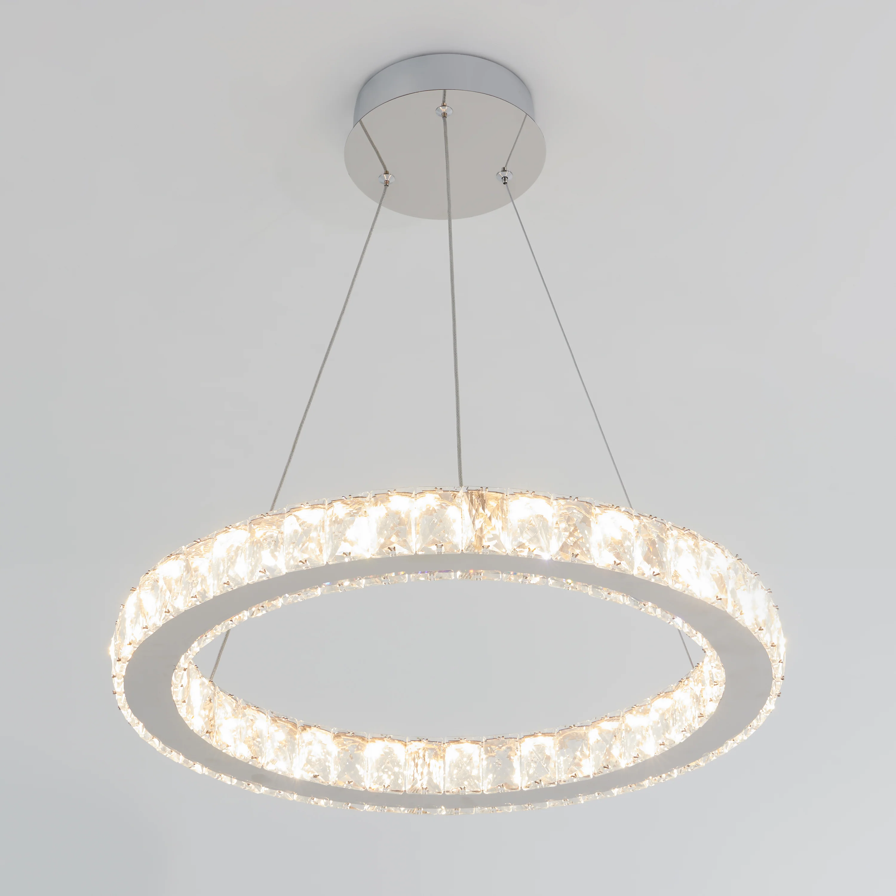 Celebrity LED pendant light