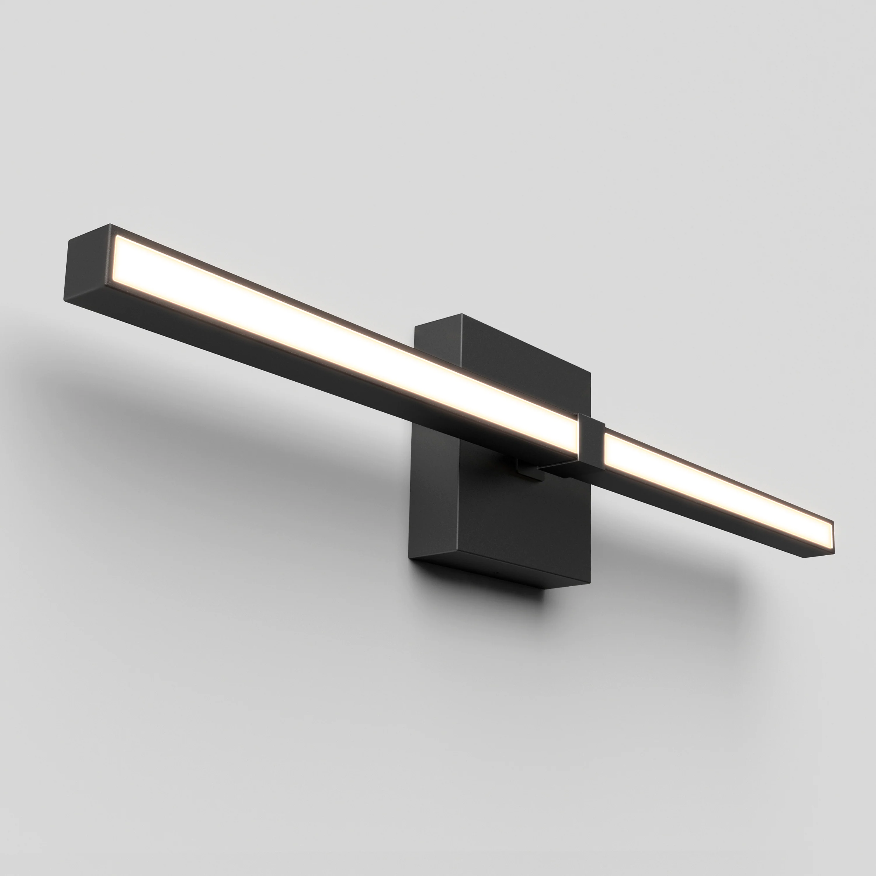 Convertible Pro 24-in (61 cm) Integrated LED Vanity Light Bar for Bathroom - Image 5