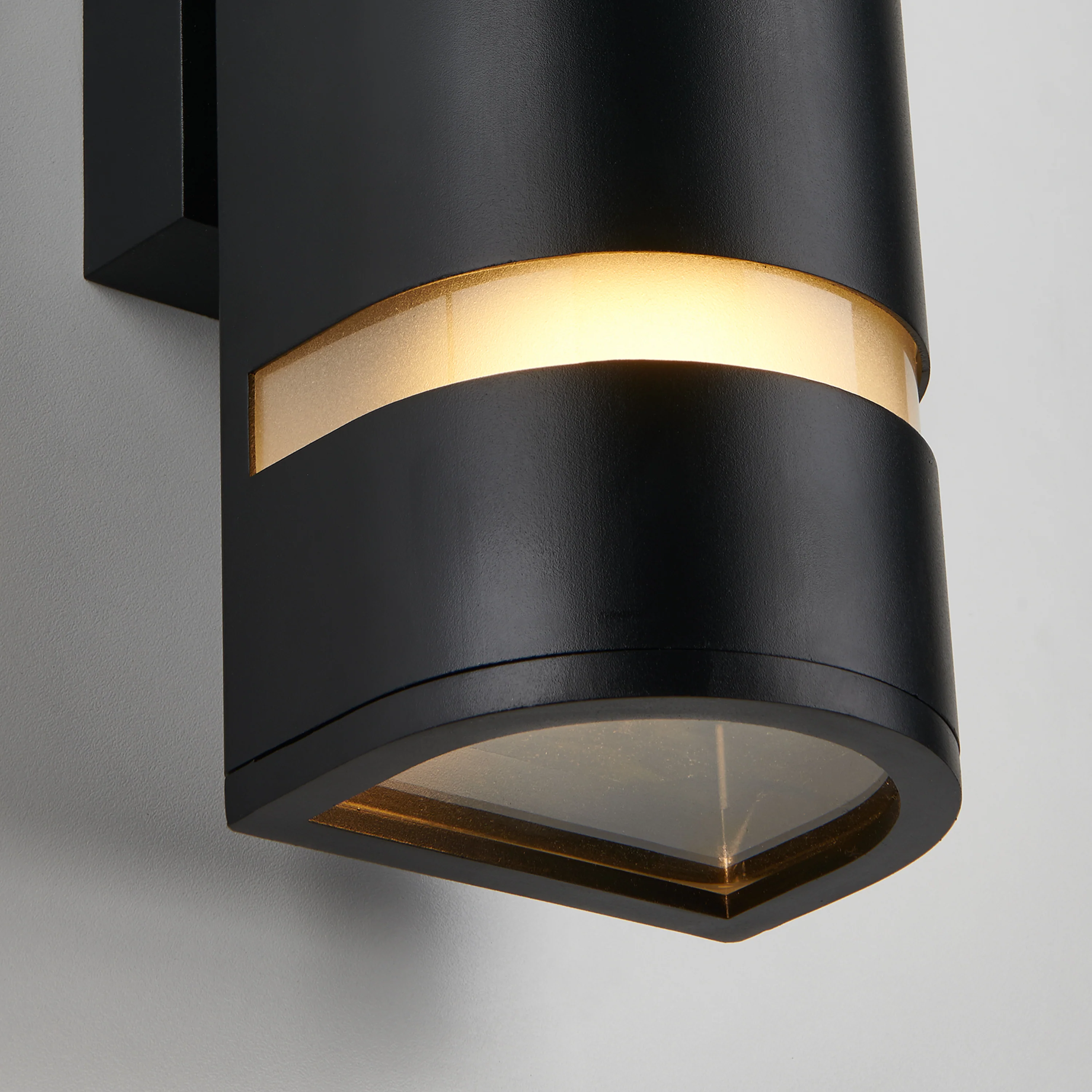 D4 indoor-outdoor wall light - Image 3