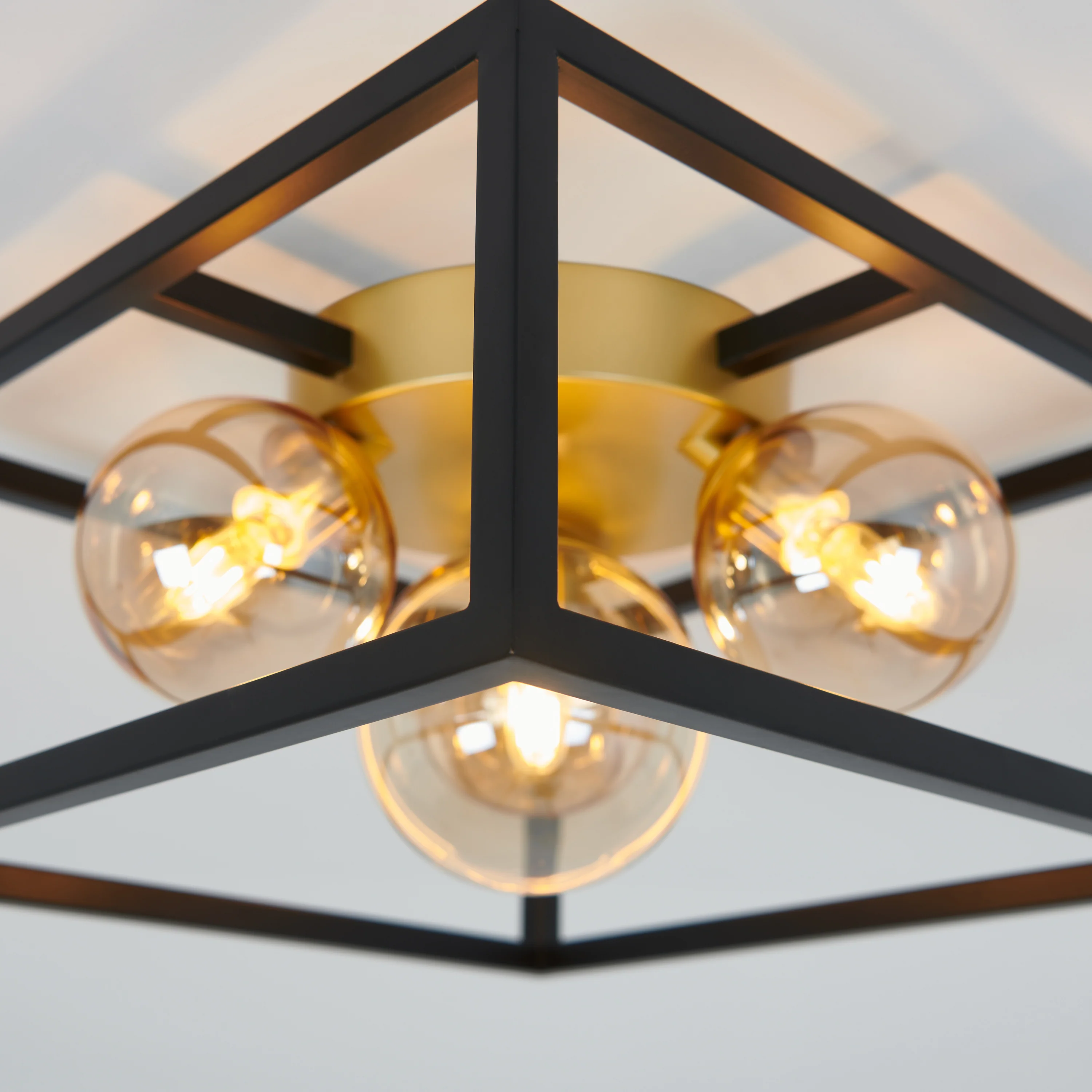 Griffintown 3-light 14 in. (36 cm) Modern LED Flush Mount Ceiling Light - Image 6