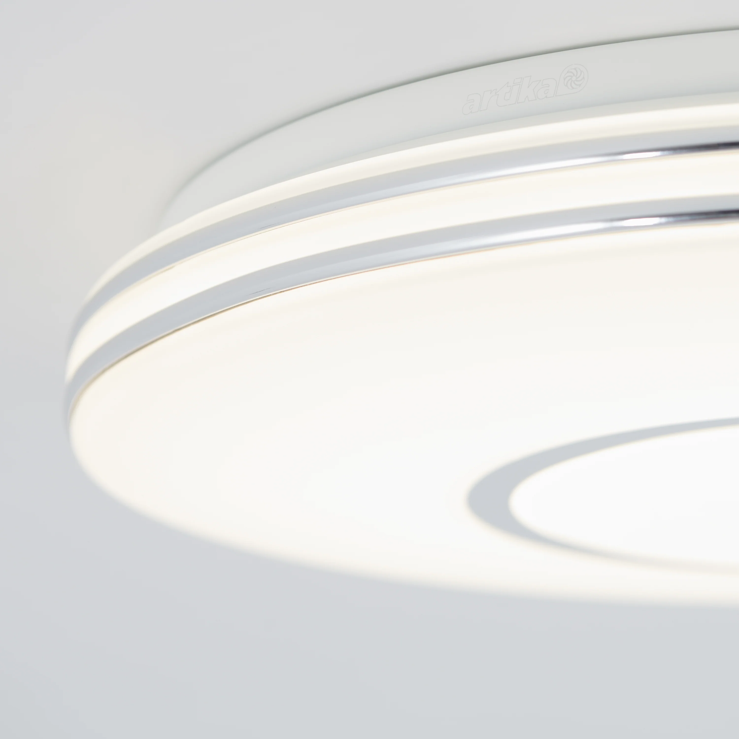 Horizon 13 in. (33 cm) LED Flush Mount Ceiling Light 3 CCT - Image 5