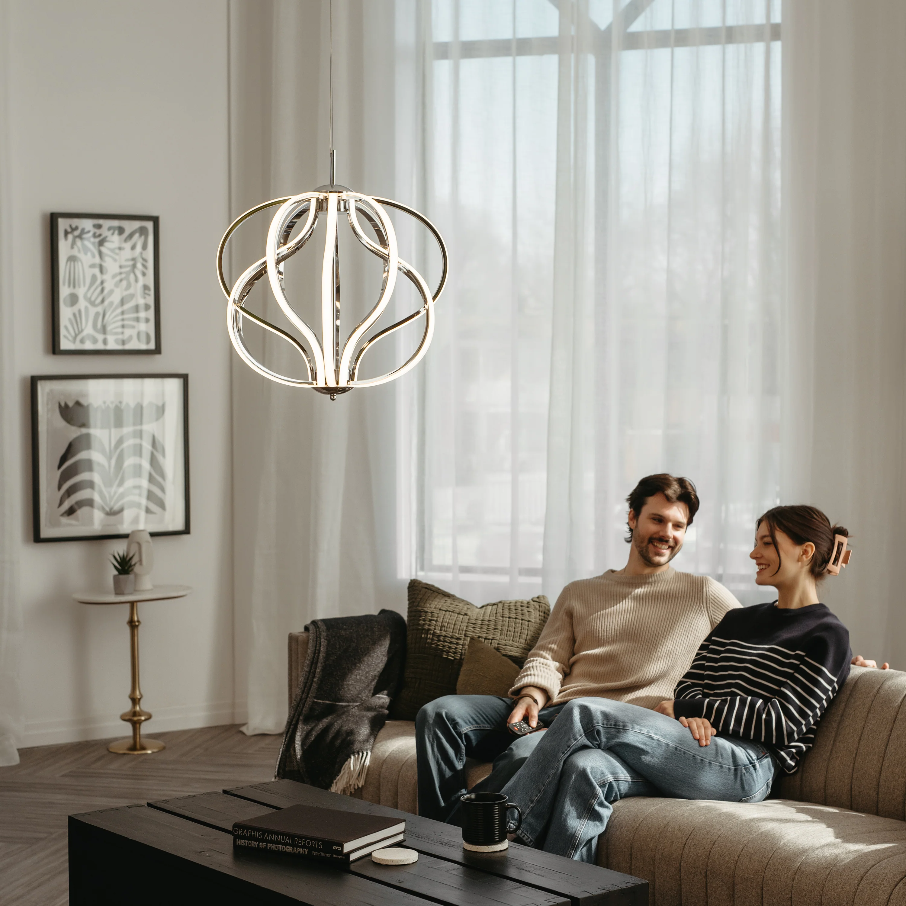 Meridian LED pendant light - Image 11