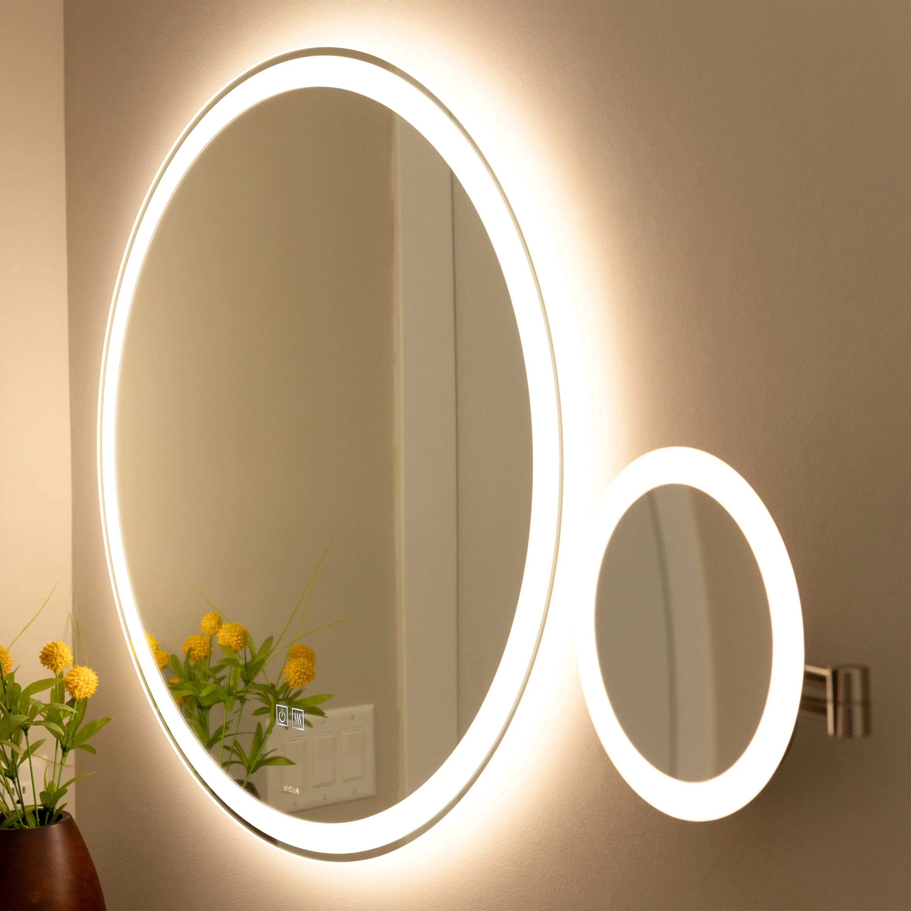 Radia 9 in. (23 cm) Cordless LED Cosmetic Mirror - Image 10