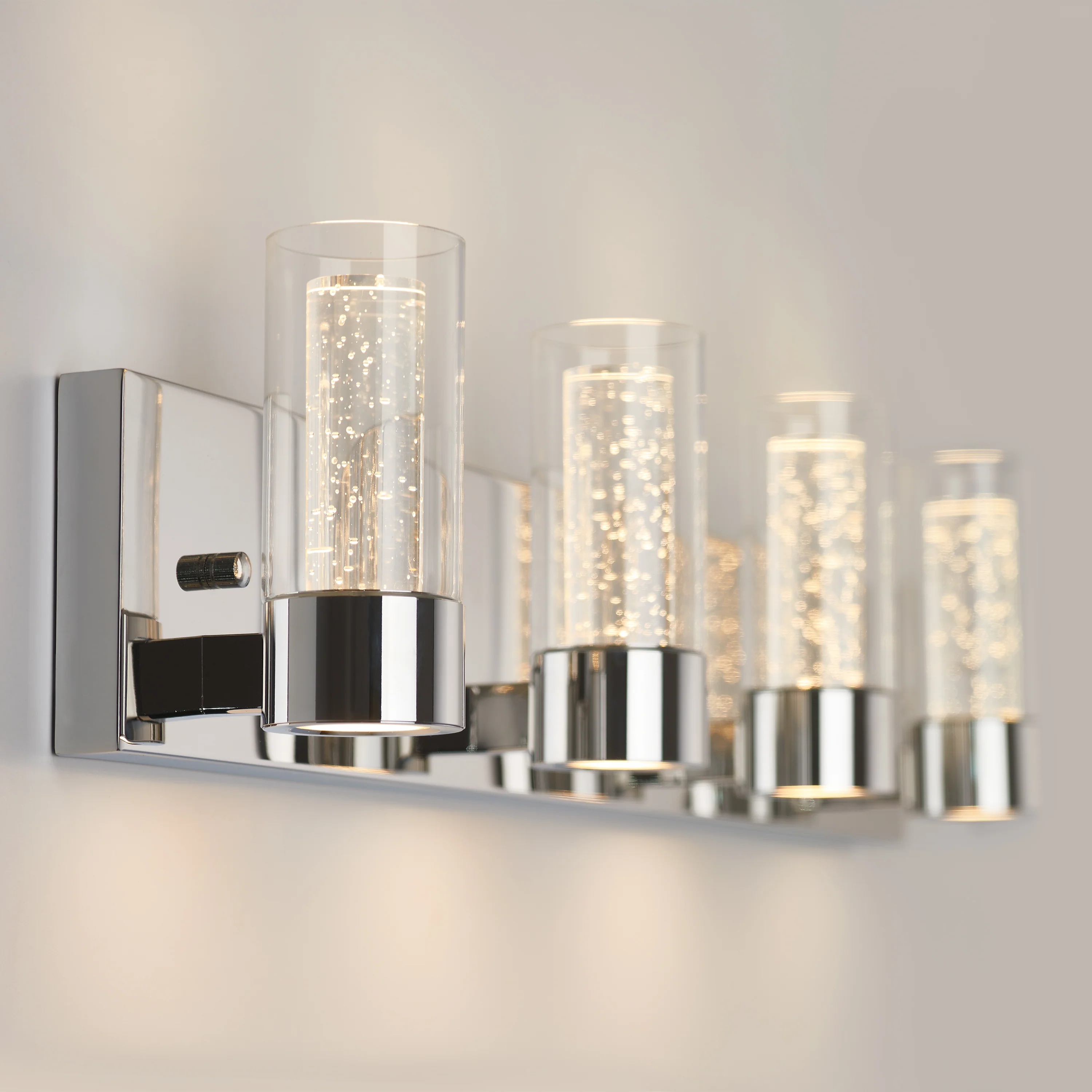 Essence 4-in (11 cm) 1-Light Modern LED Vanity Light for Bathroom - Image 5