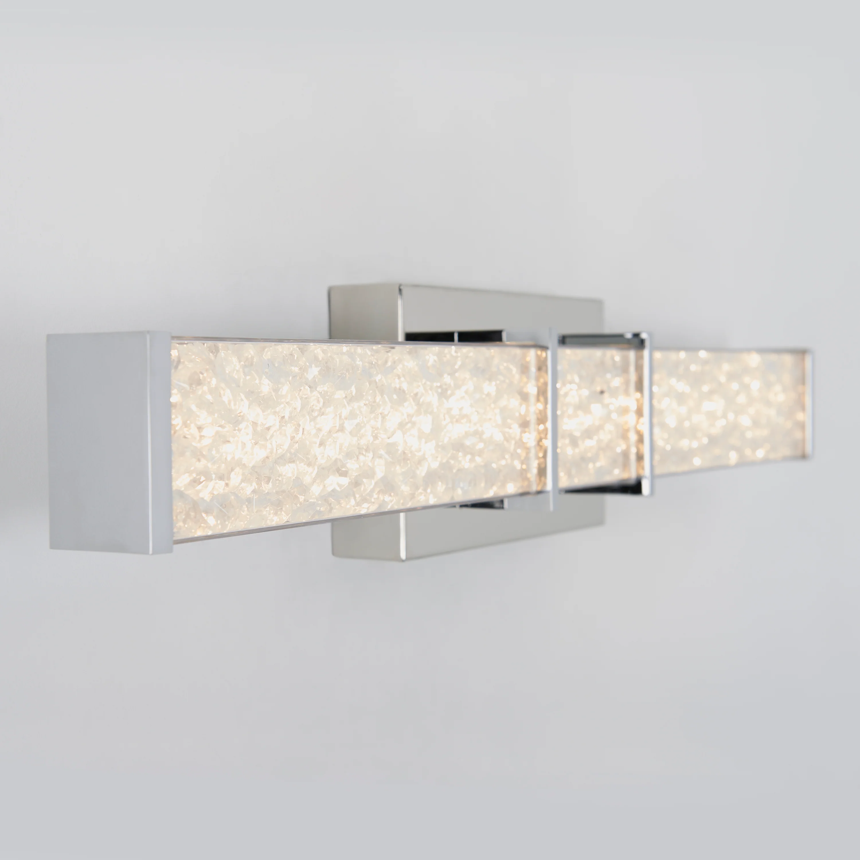 Royale 27-in (69 cm) Integrated LED Vanity Light Bar for Bathroom - Image 5