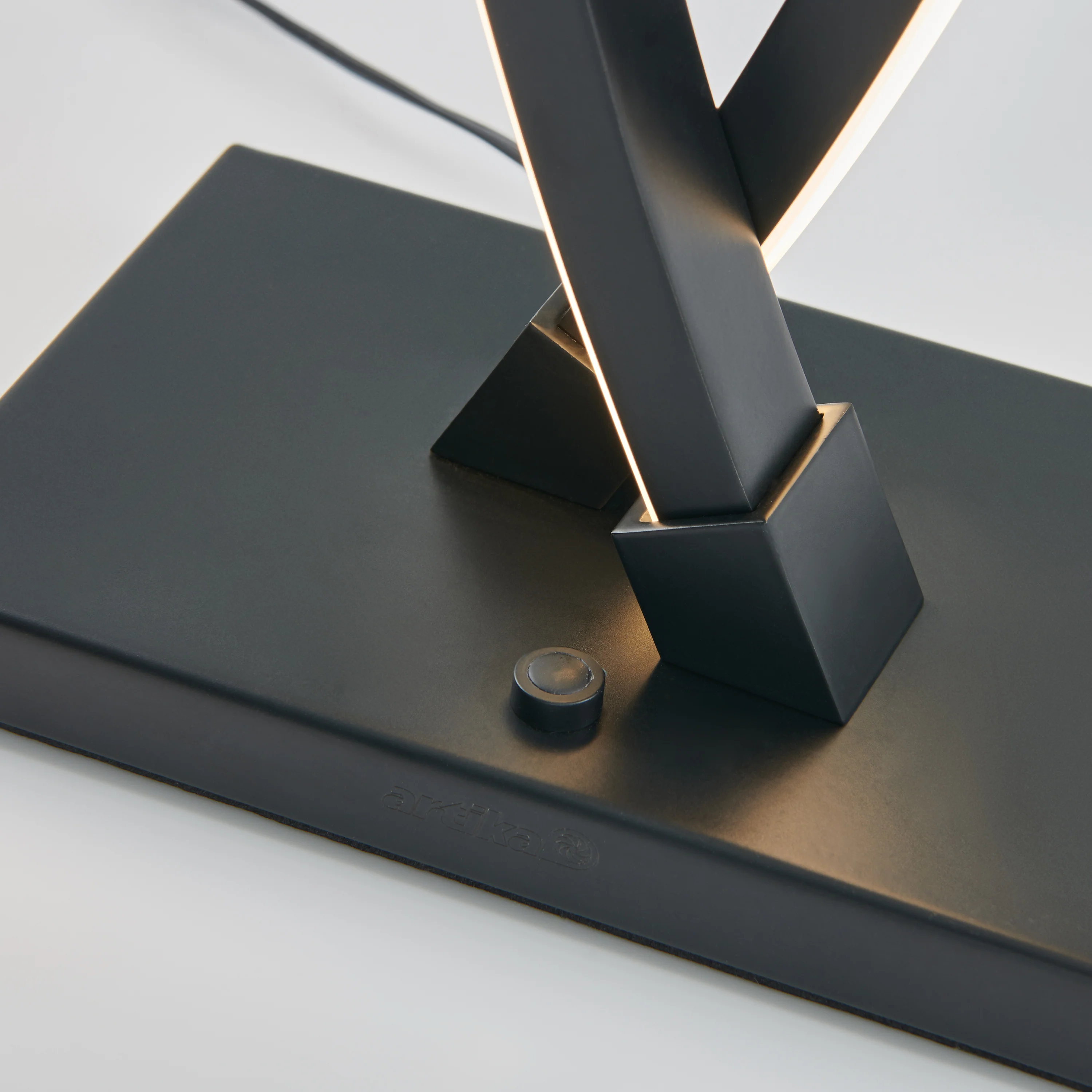 Wave LED Table Lamp - Image 5